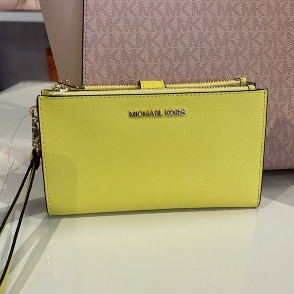Michael Kors Jet Set Travel Large Double Zip Leather Wristlet Sunshine Yellow - Picture 1 of 16